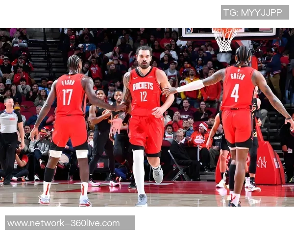 2015年2月4日火箭队与骑士队激战回顾精彩瞬间与赛后分析 2015年2月4日火箭队与骑士队激战回顾精彩瞬间与赛后分析