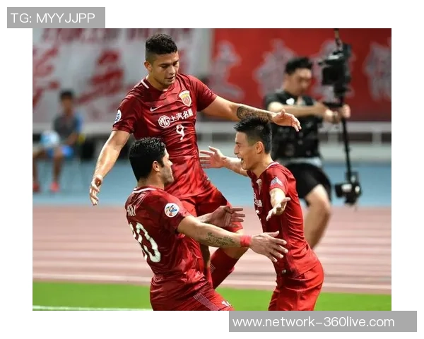 上港与恒大激战正酣2017年7月22日的经典对决回顾 上港与恒大激战正酣2017年7月22日的经典对决回顾