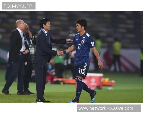 伊朗与韩国篮球对决前瞻分析双方实力与战术布局的全面解读 伊朗与韩国篮球对决前瞻分析双方实力与战术布局的全面解读